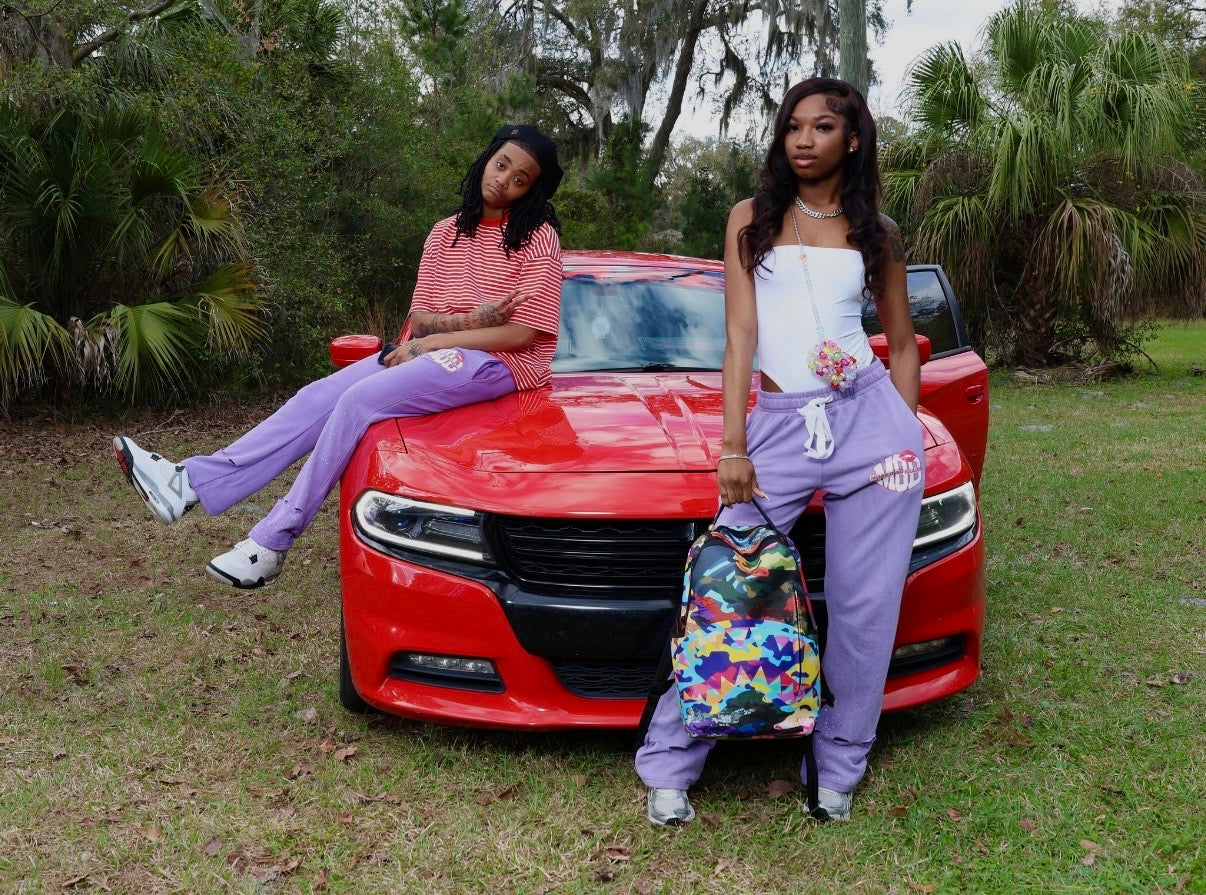 MOB ESSENTIALS SWEATPANTS